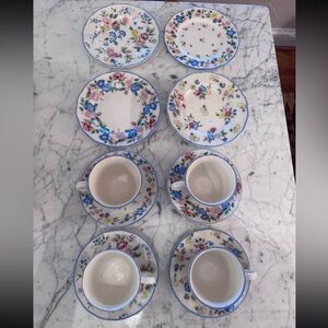 Laura Ashley Hazelbury vintage tea set, like new condition. Gorgeous set